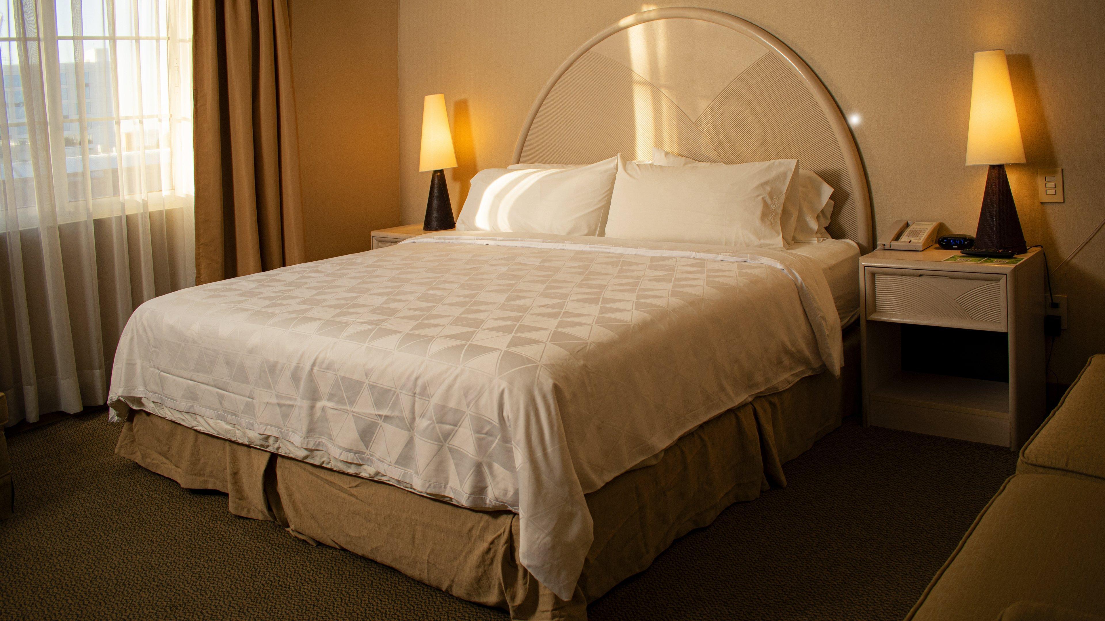 Holiday Inn Leon-Convention Center By Ihg Экстерьер фото