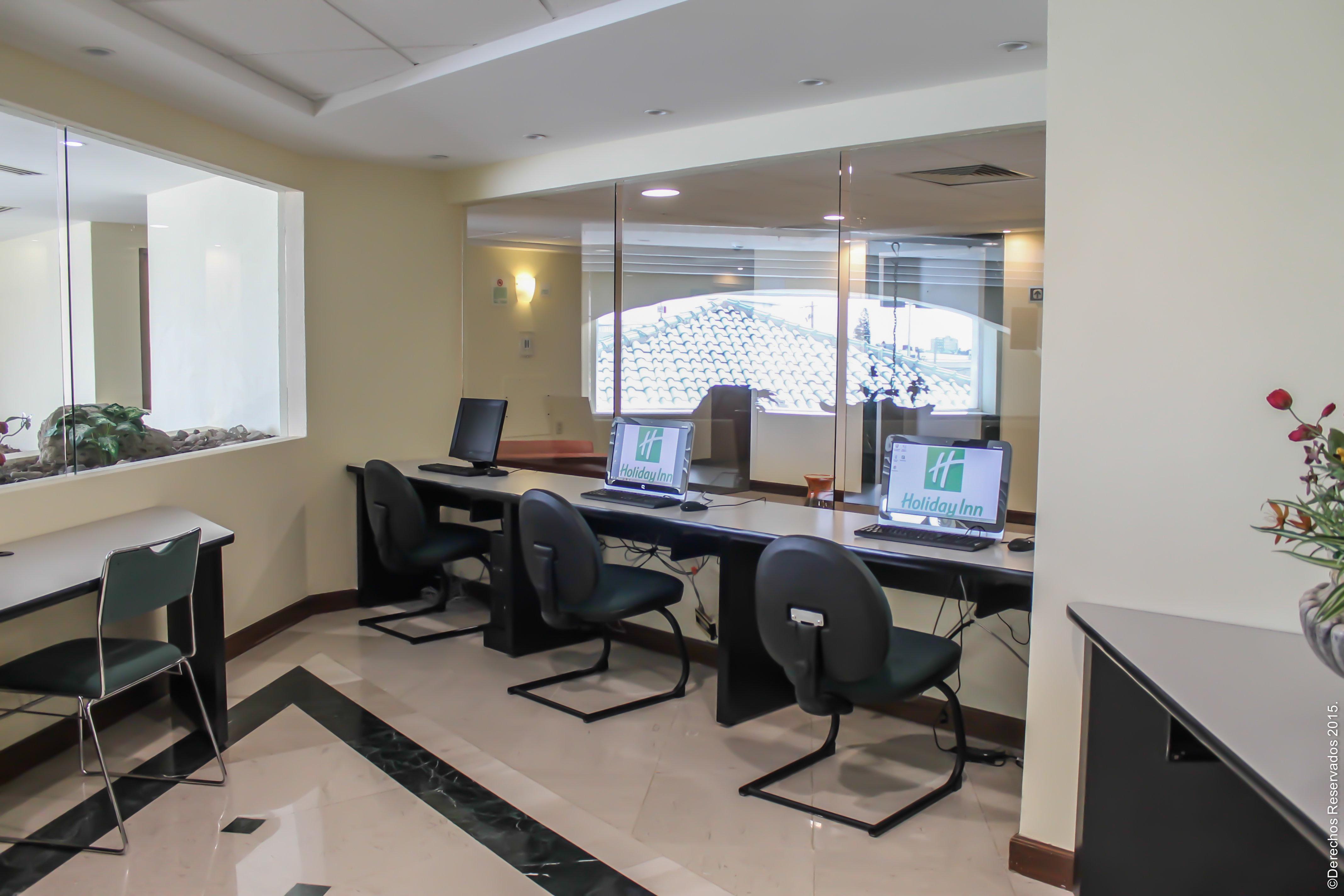 Holiday Inn Leon-Convention Center By Ihg Экстерьер фото