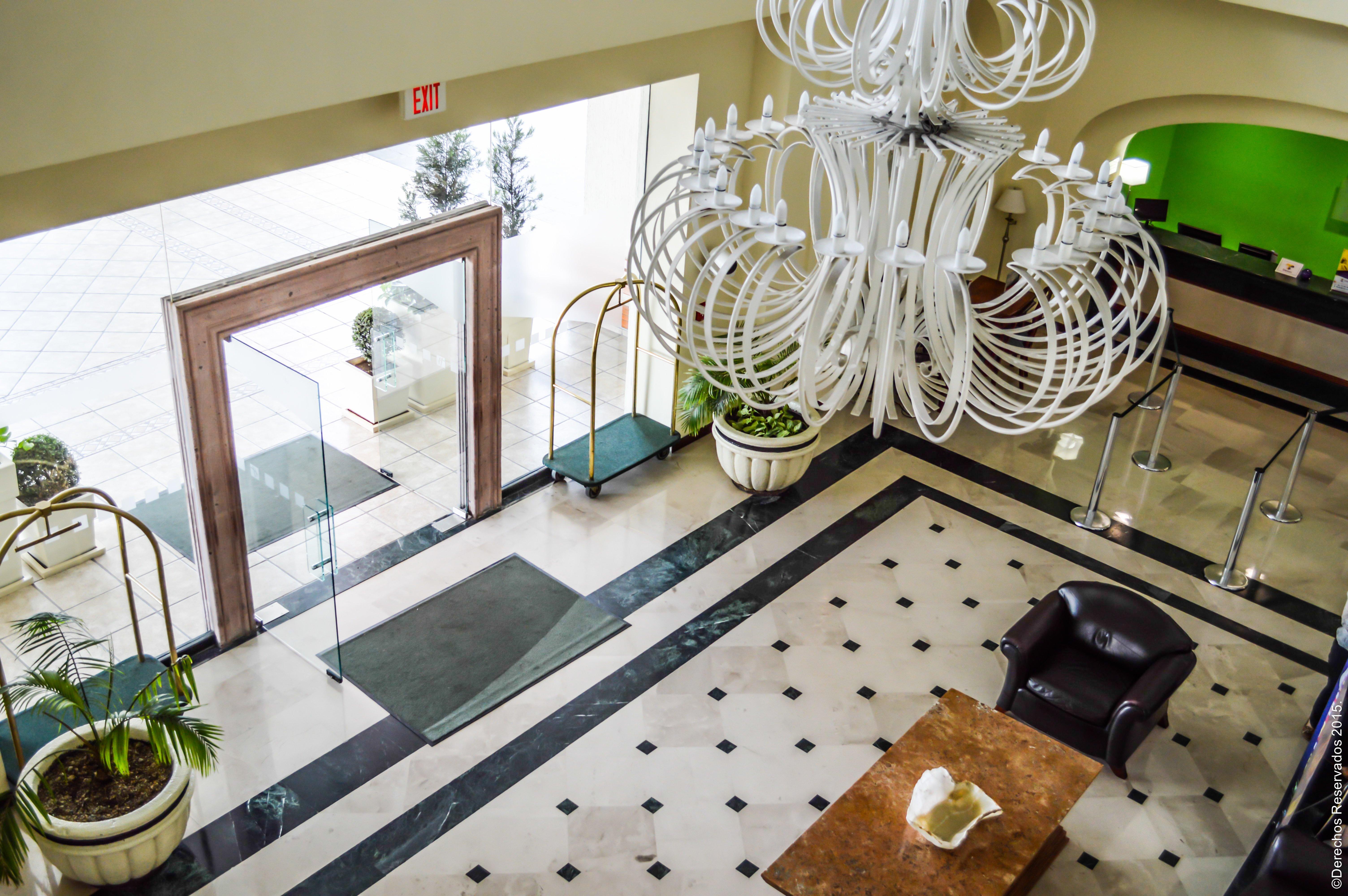Holiday Inn Leon-Convention Center By Ihg Экстерьер фото