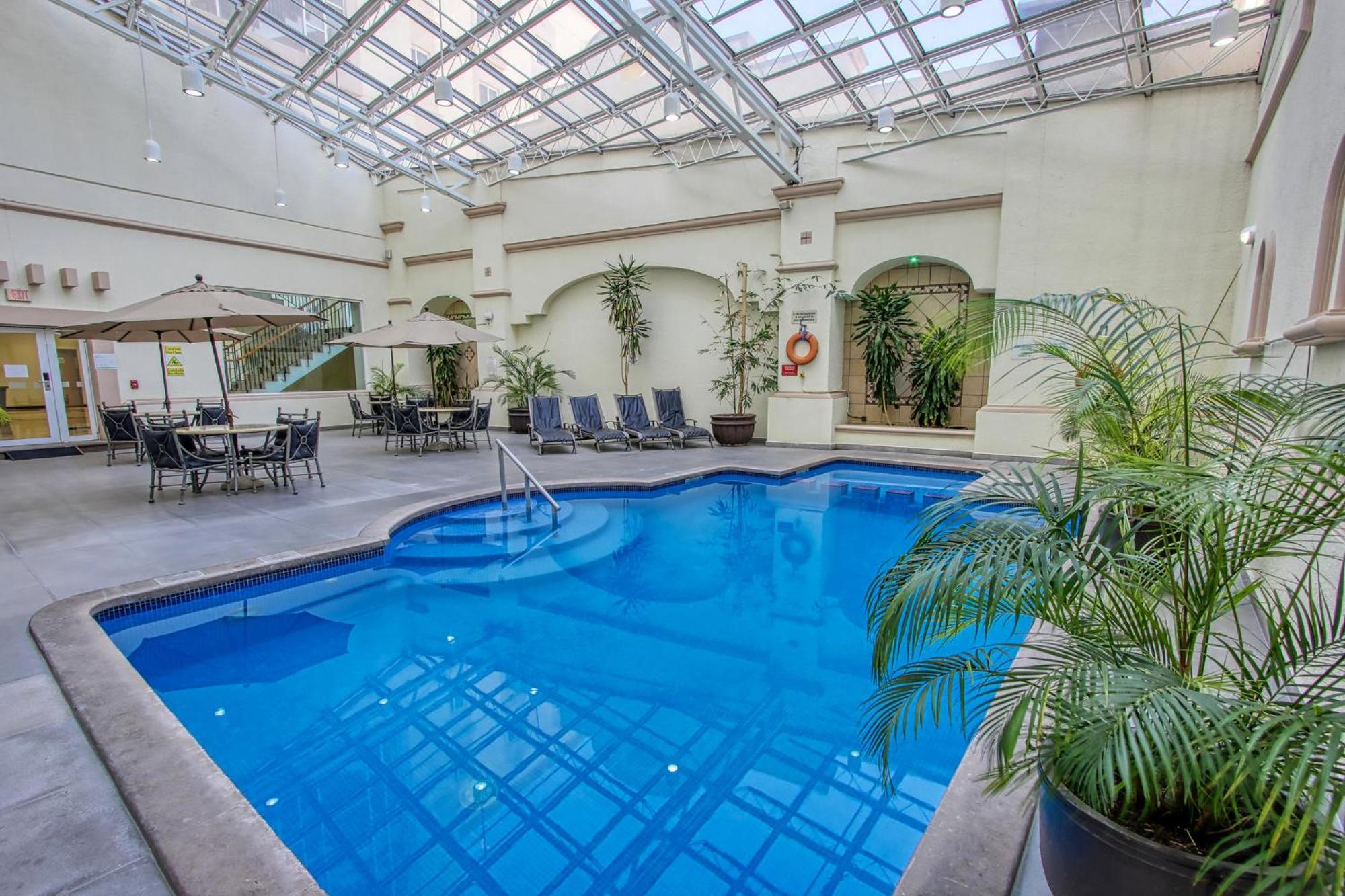 Holiday Inn Leon-Convention Center By Ihg Экстерьер фото