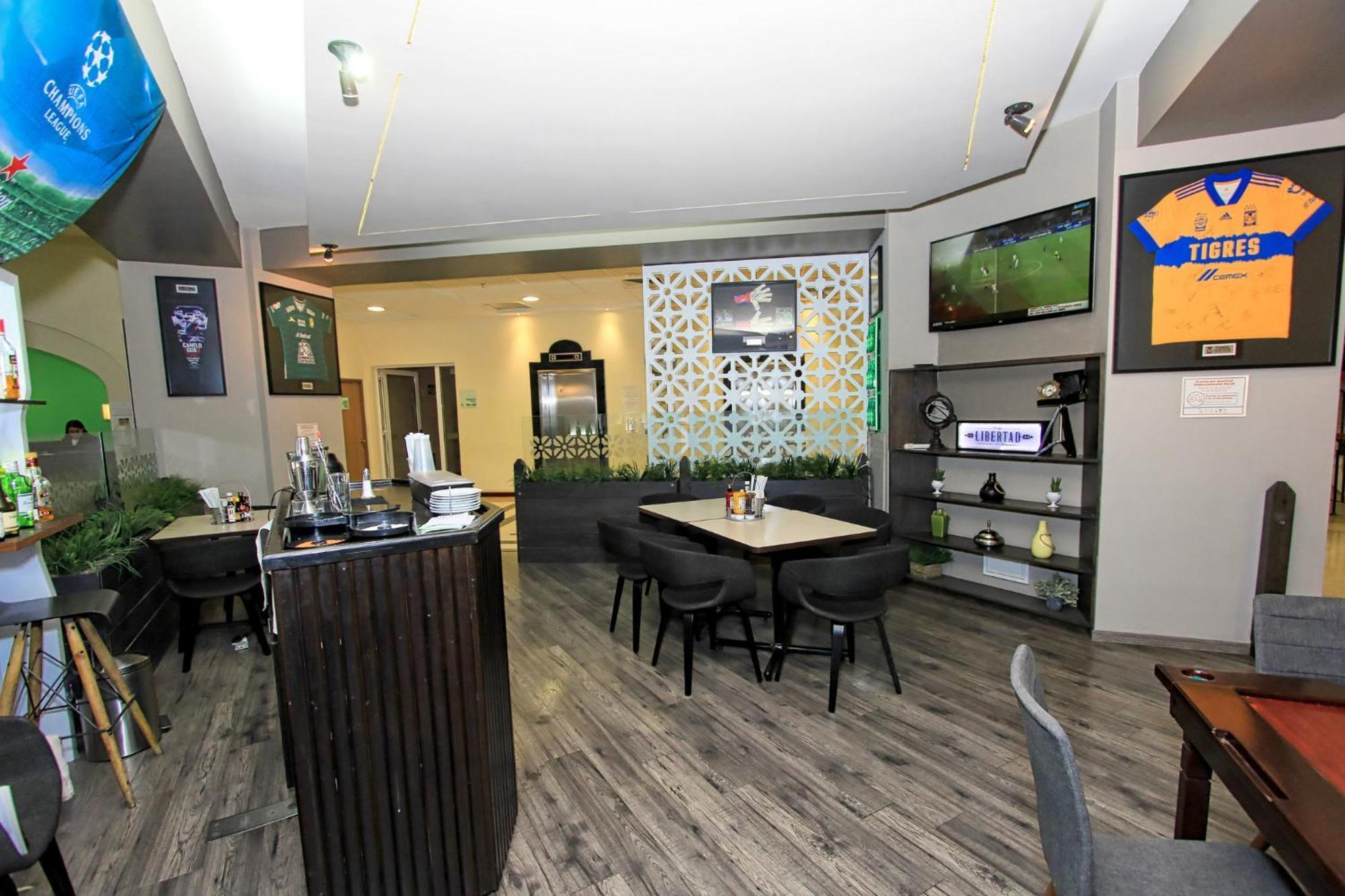 Holiday Inn Leon-Convention Center By Ihg Экстерьер фото